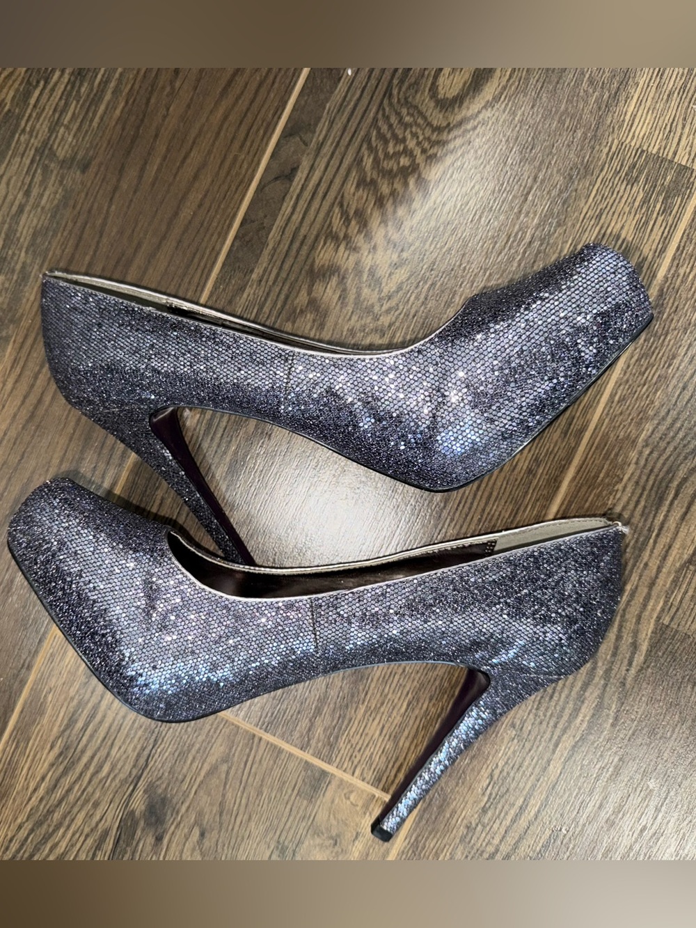 JustFab Glitter Platform High Heel Pumps - Silver Glitter Size 10